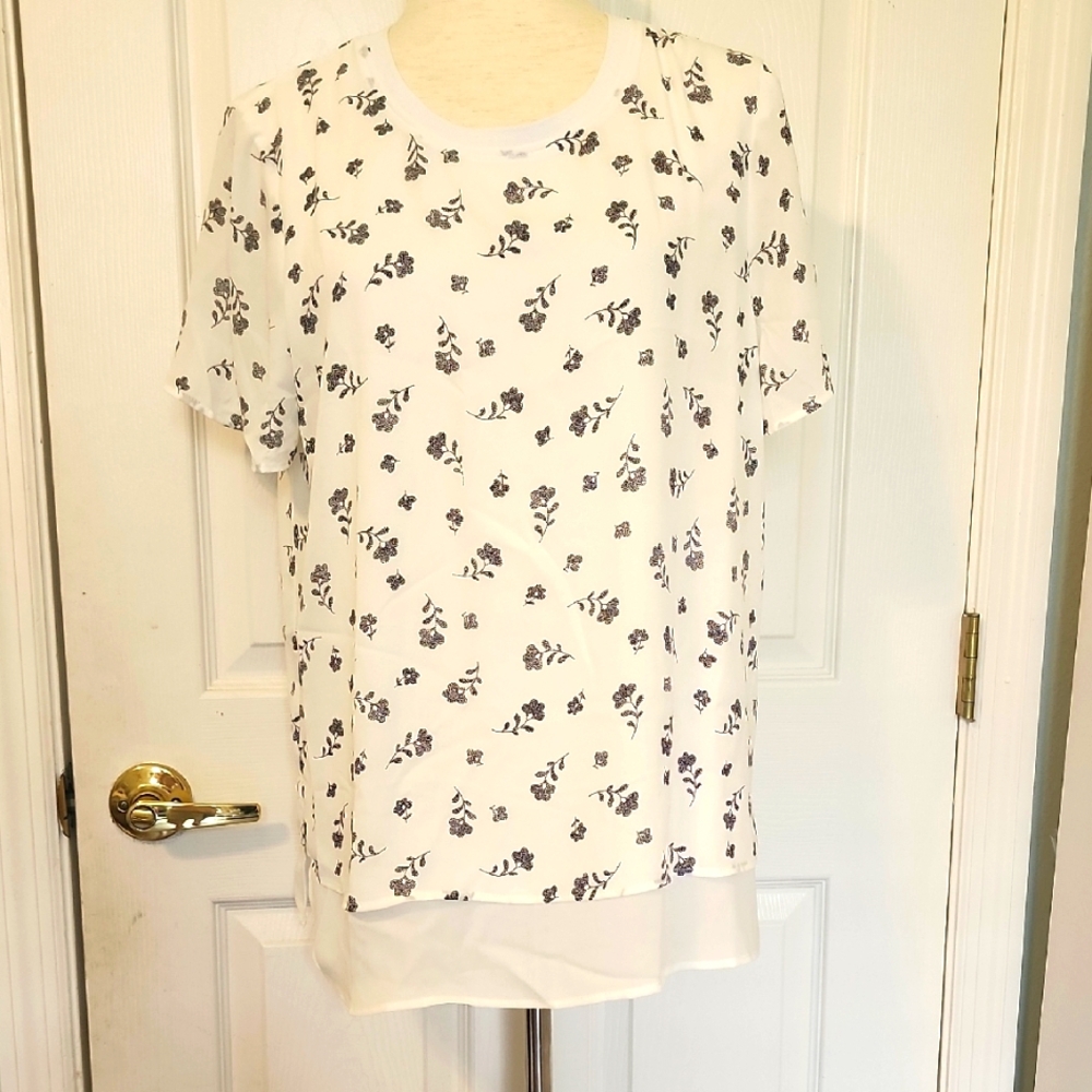 HILLARY RADLEY TOP